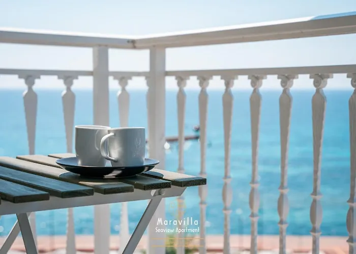 Maravilla Seaview Apartment